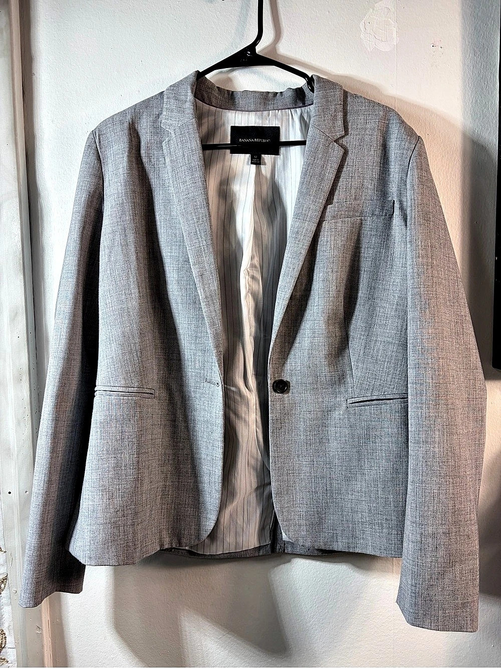 Banana Republic Gray Blazer Size 12 Like New